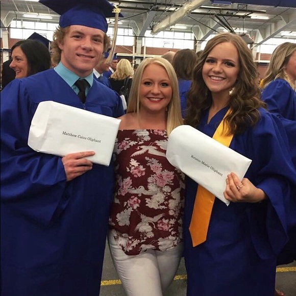 Off the Shoulder Top - Picture 7 of 7